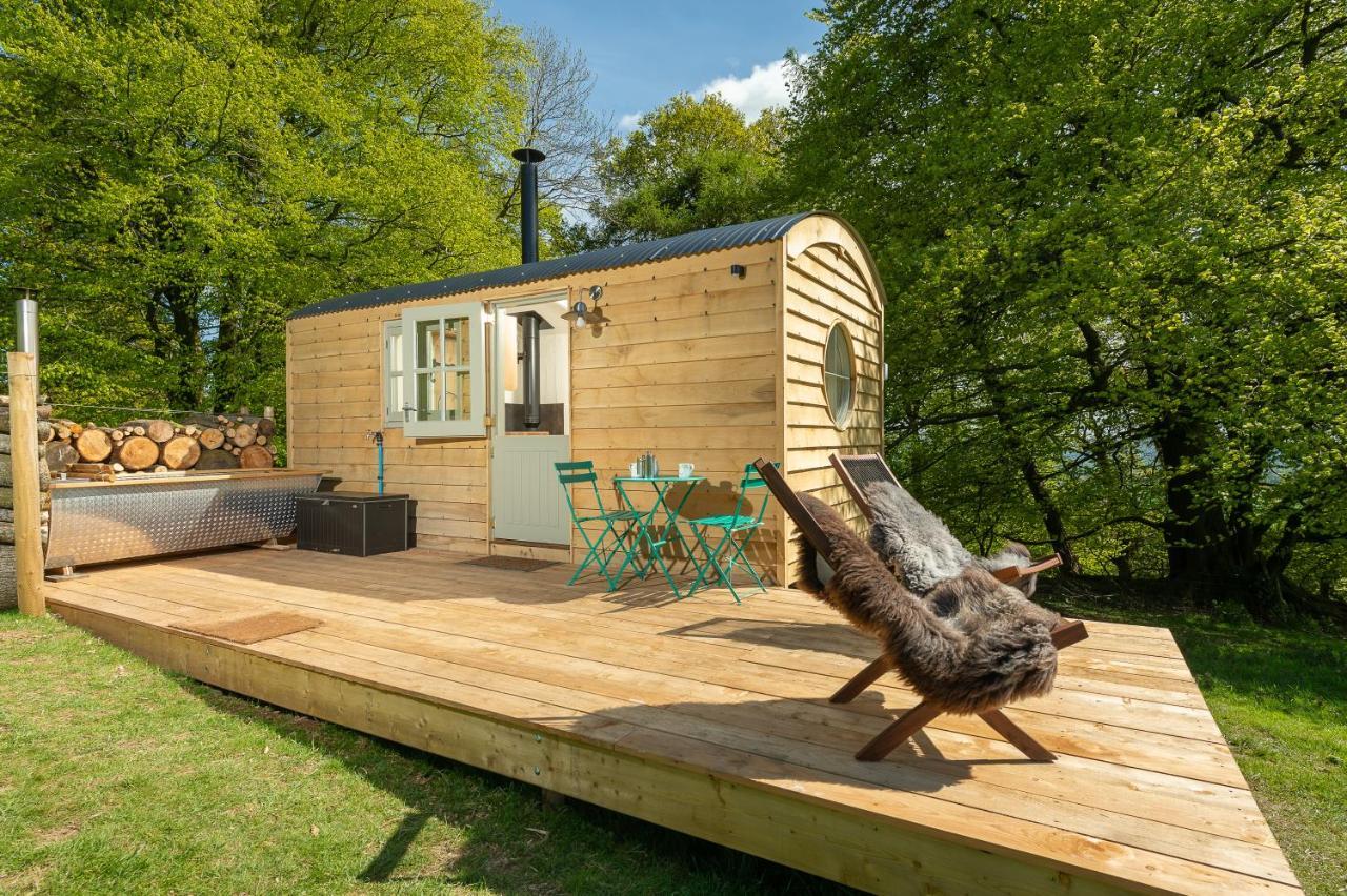 Tilbury Shepherd Huts With Hot Tubs Plus Holiday Cottages West Bagborough Extérieur photo
