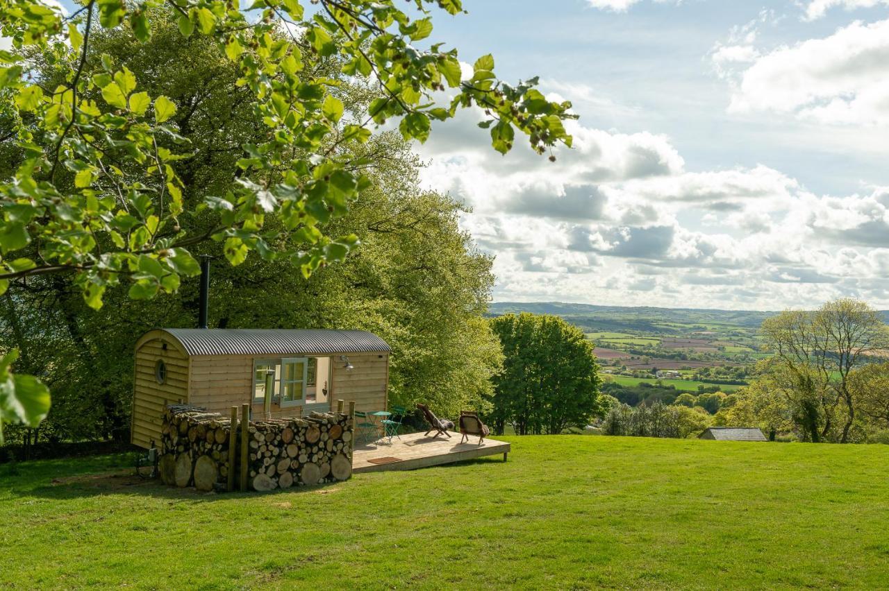 Tilbury Shepherd Huts With Hot Tubs Plus Holiday Cottages West Bagborough Extérieur photo