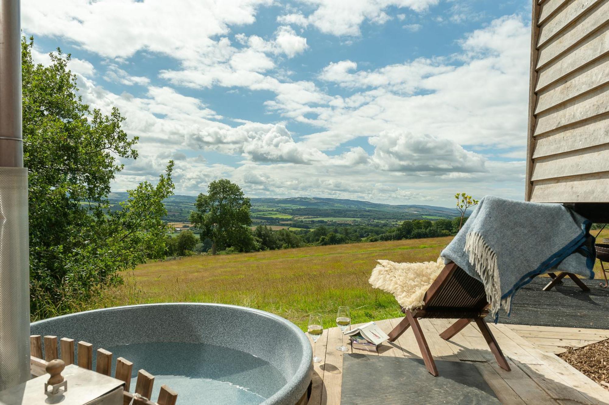Tilbury Shepherd Huts With Hot Tubs Plus Holiday Cottages West Bagborough Extérieur photo